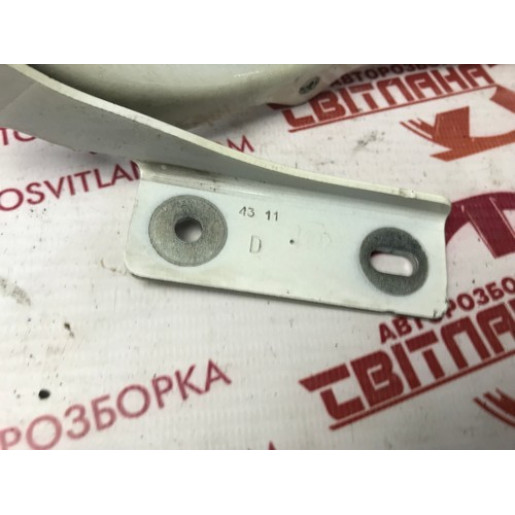 Петля капота правая Citroen Berlingo 2008-2018 9680631380